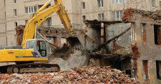 Демонтаж фасада в Кронштадте: цены за м2 от 366 рублей | Сварной-Крн