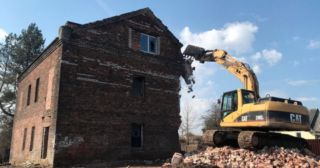 Демонтаж кирпичного дома Кронштадт, цена от 2981 руб.