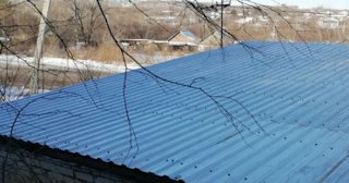 Демонтаж поликарбоната с крыши в Кронштадте - услуги по доступной цене от 628 рублей