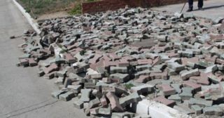 Демонтаж тротуарной плитки Кронштадт, цена от 2981 руб.